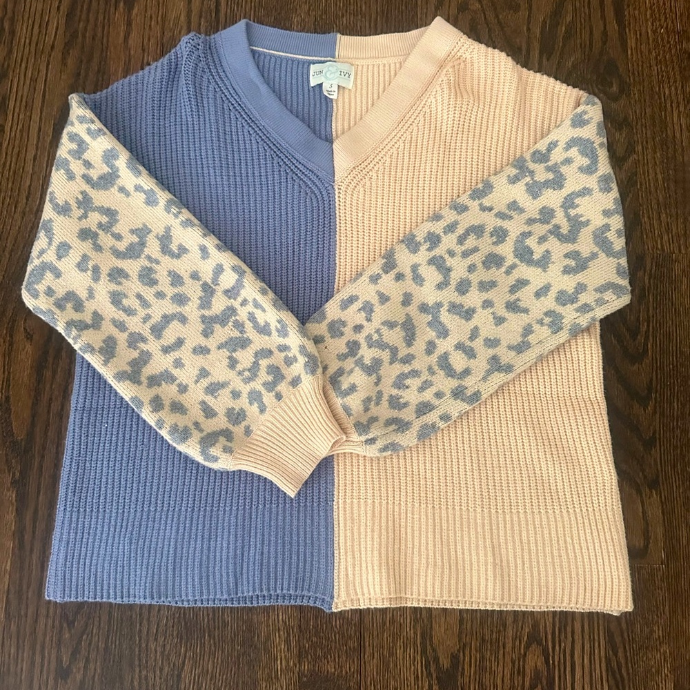 Women’s Francesca‘s Jun and Ivy Sweater